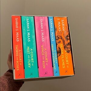 A Court of Thorns and Roses ACOTAR Sarah J. Maas Book Set with Colorful Covers